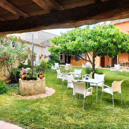 Albergue Don Camino Villalcázar de Sirga Εξωτερικό φωτογραφία