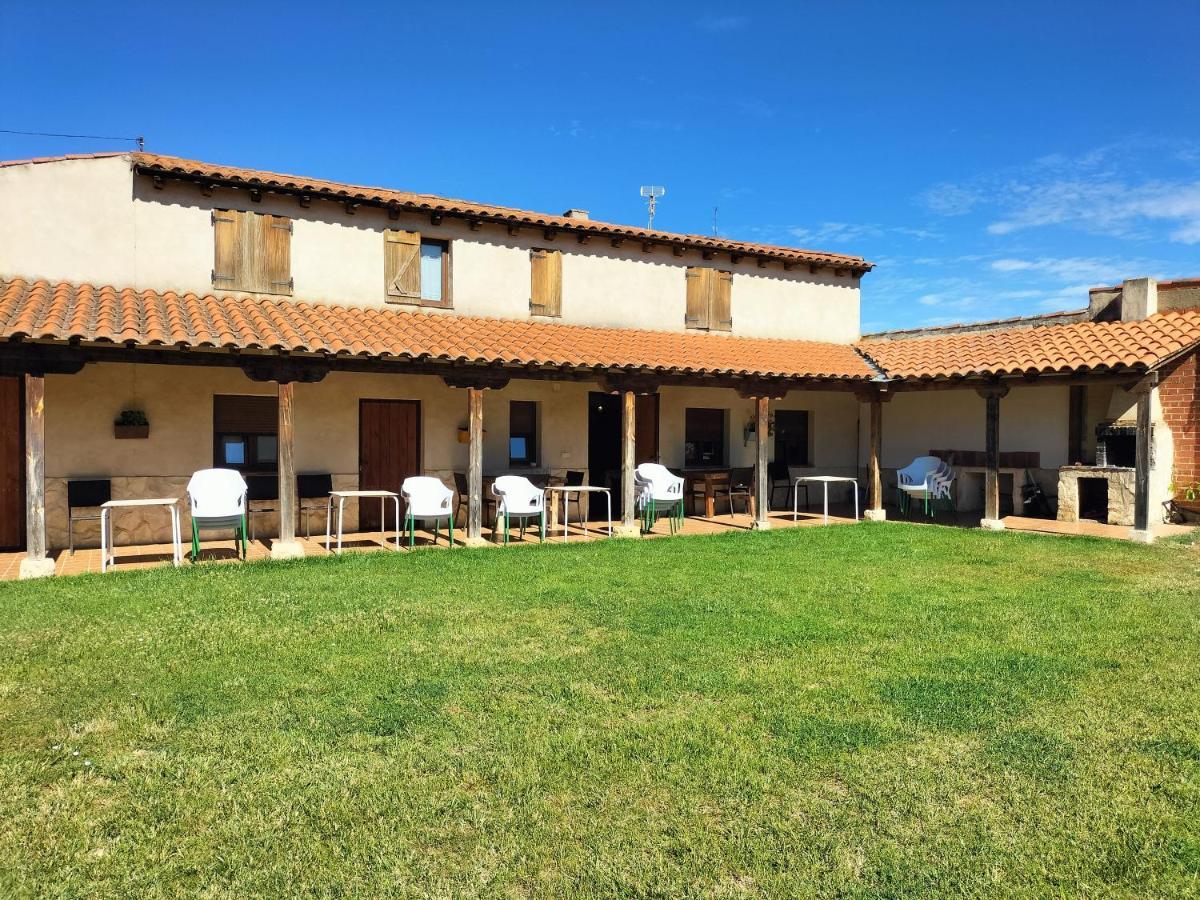 Albergue Don Camino Villalcázar de Sirga Εξωτερικό φωτογραφία