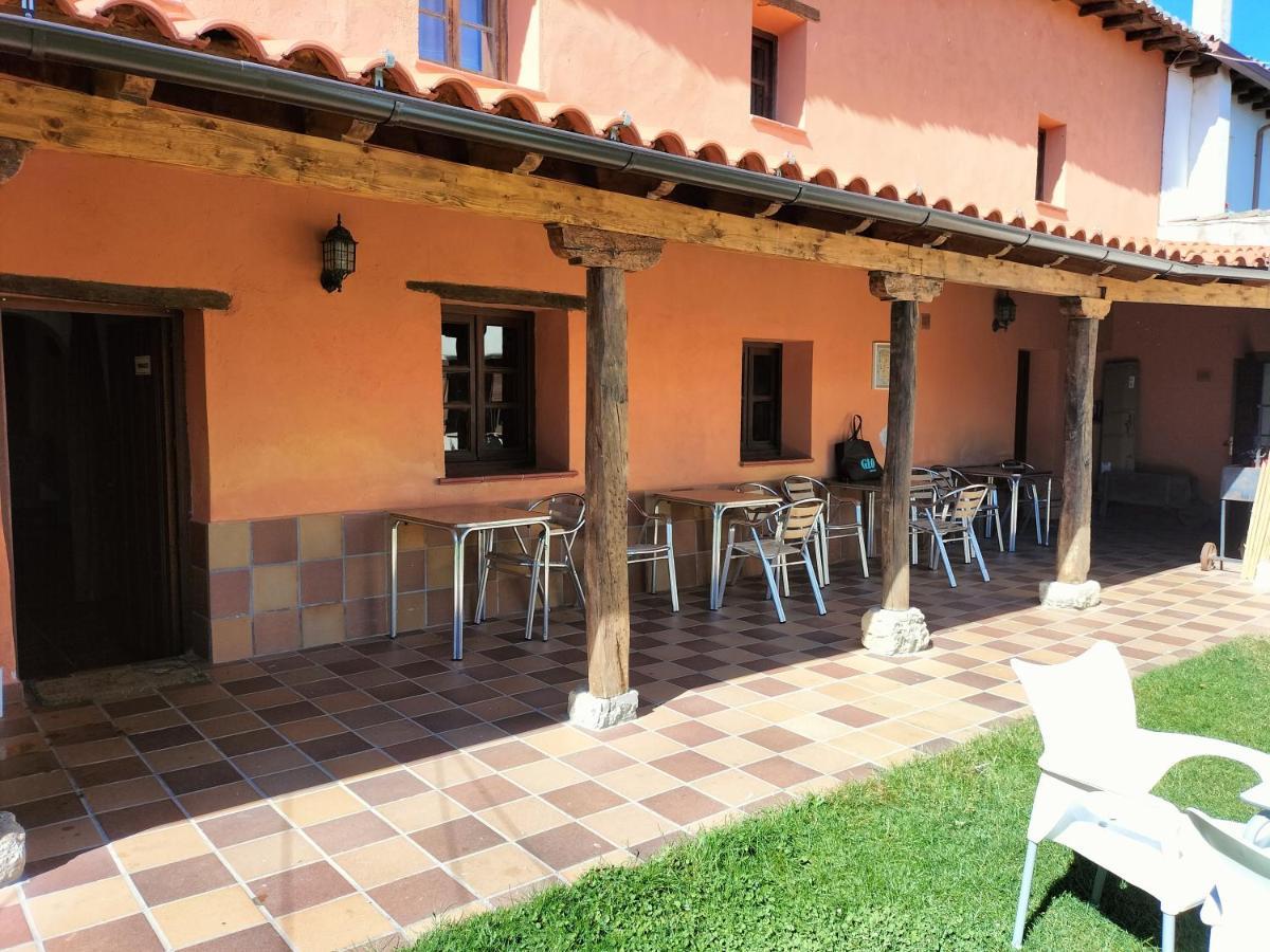 Albergue Don Camino Villalcázar de Sirga Εξωτερικό φωτογραφία